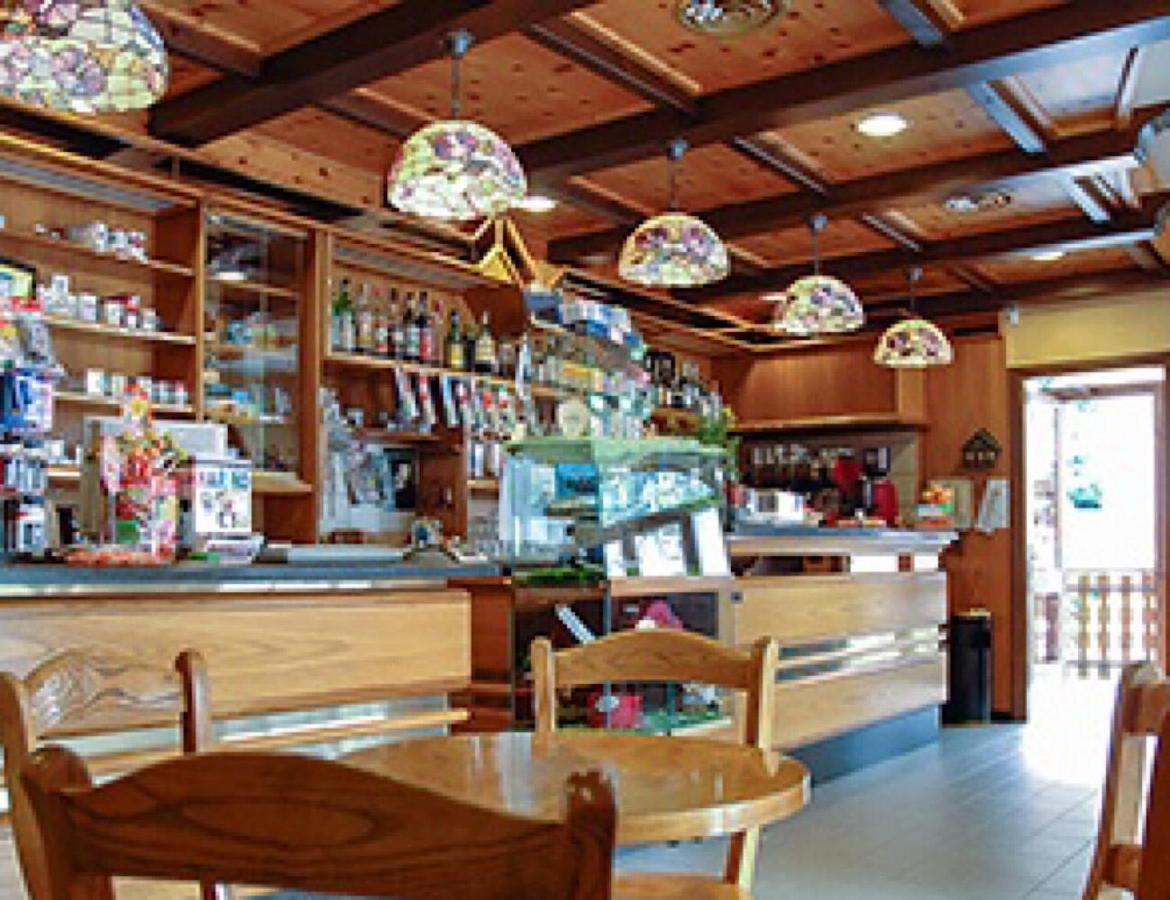 Albergo Ristorante Sole Mezzoldo Exterior photo